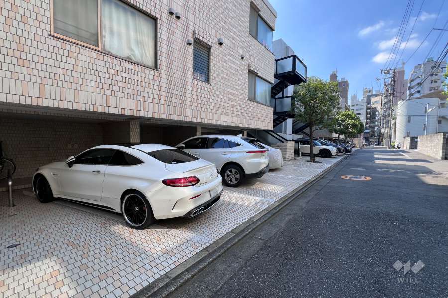 敷地内駐車場（屋外平面式）