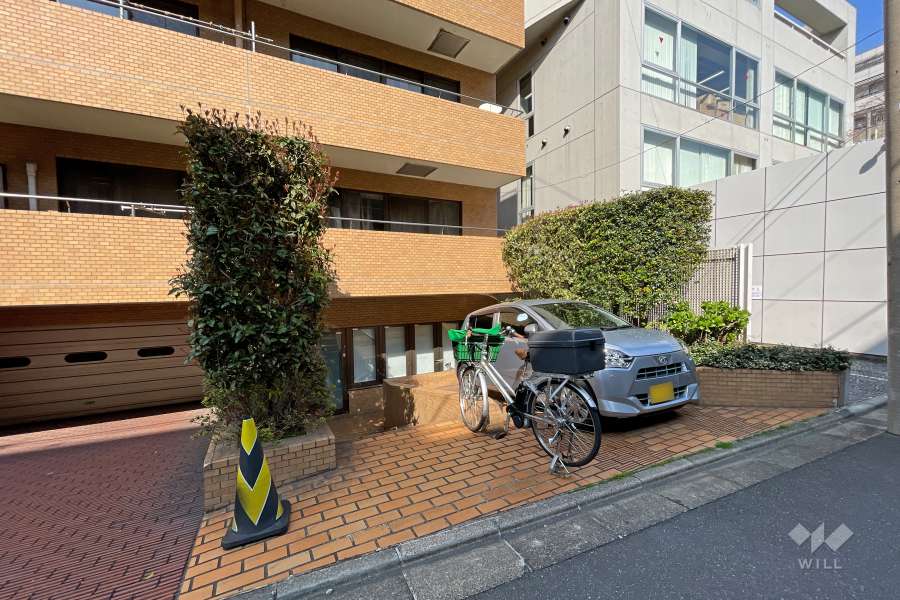 敷地内駐車場（屋外平面式）