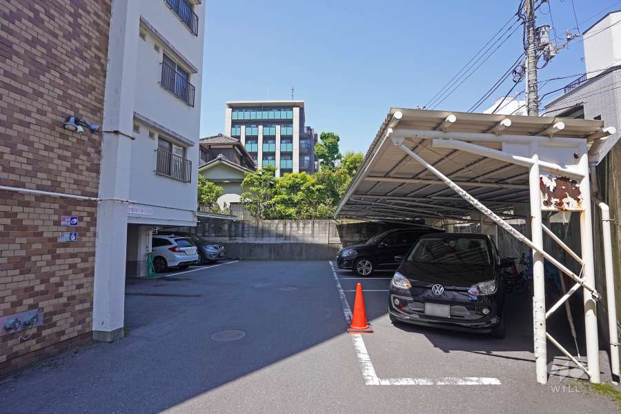 敷地内駐車場（屋外平面式）