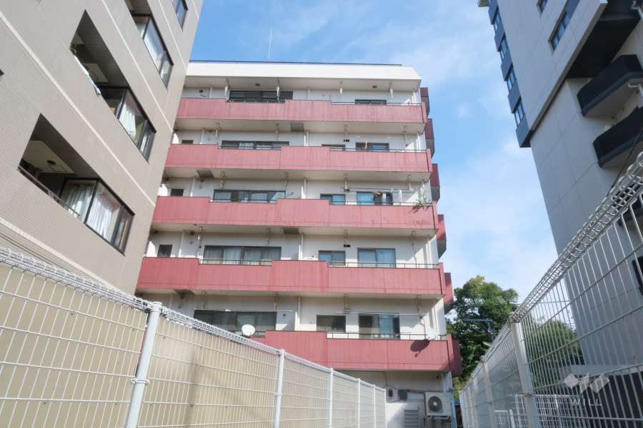 ロワジール麻布の外観（南西側から）