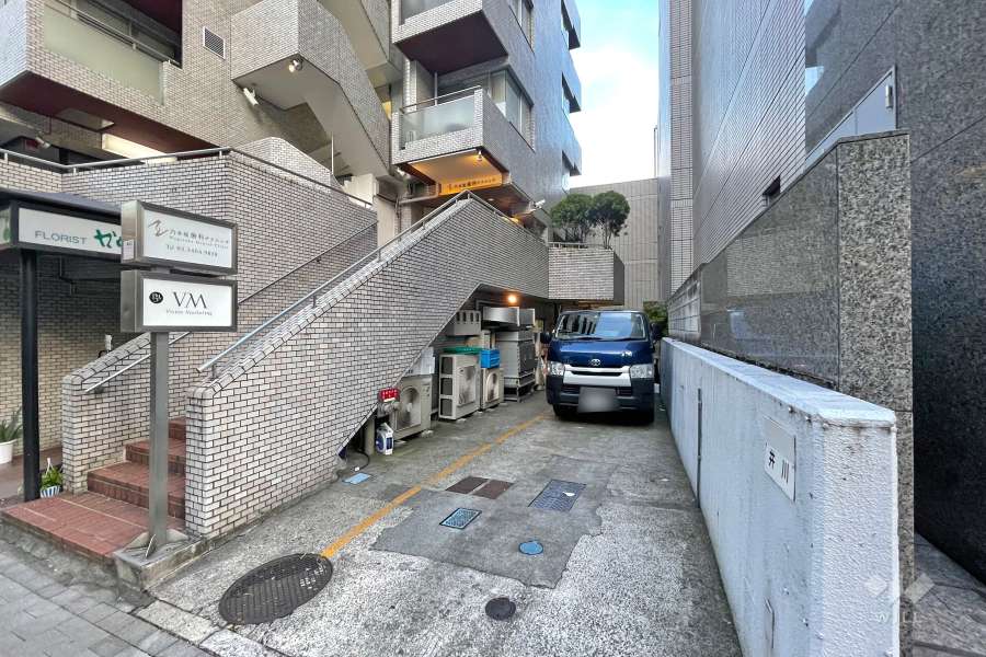 敷地内駐車場（屋外平面式）