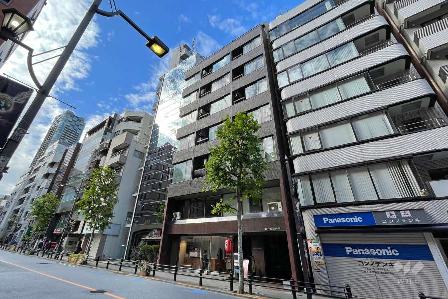 ストークビル赤坂の外観（南東側から）