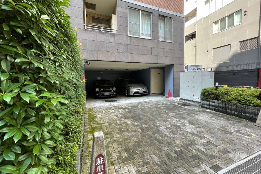 敷地内駐車場（屋内平面式）