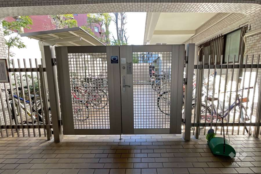 オートロック付きの駐輪場