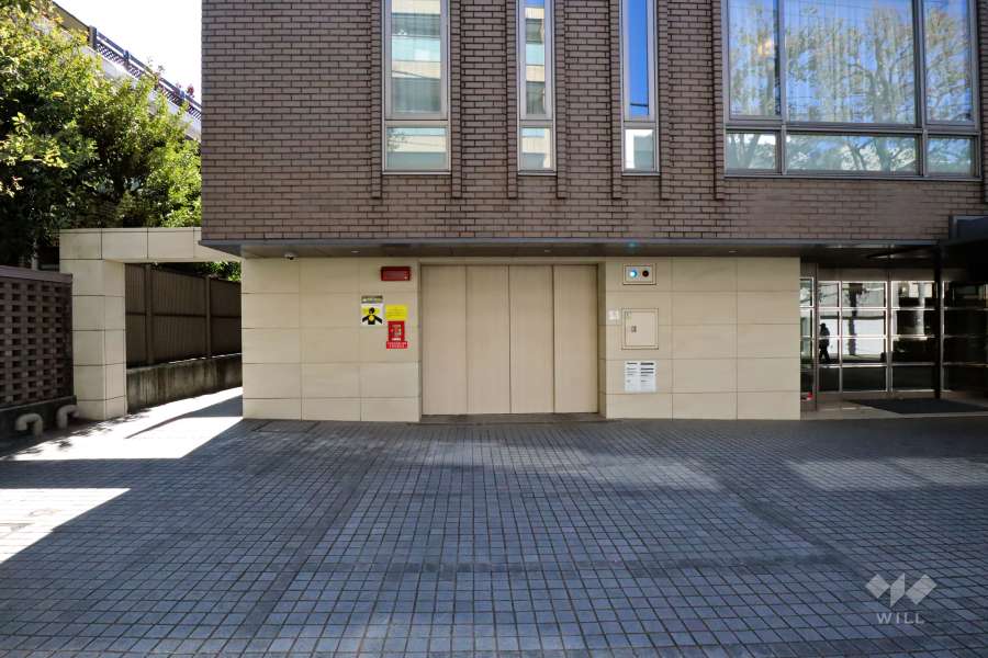 敷地内駐車場（屋内機械式）