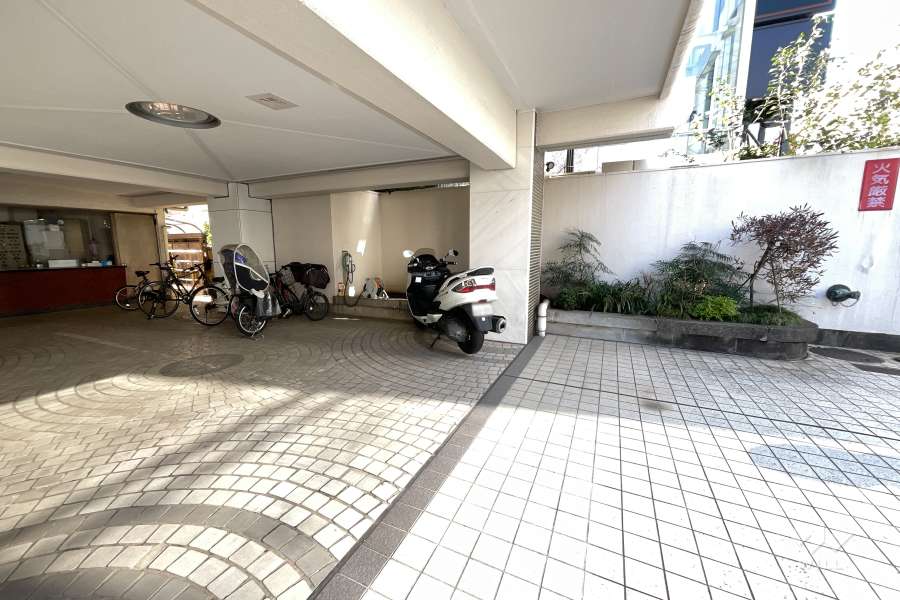 屋内に設けられた駐輪スペース