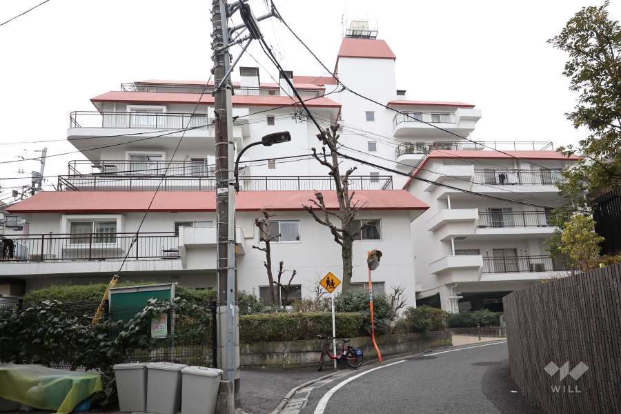メゾンドール高輪の外観（北側から）