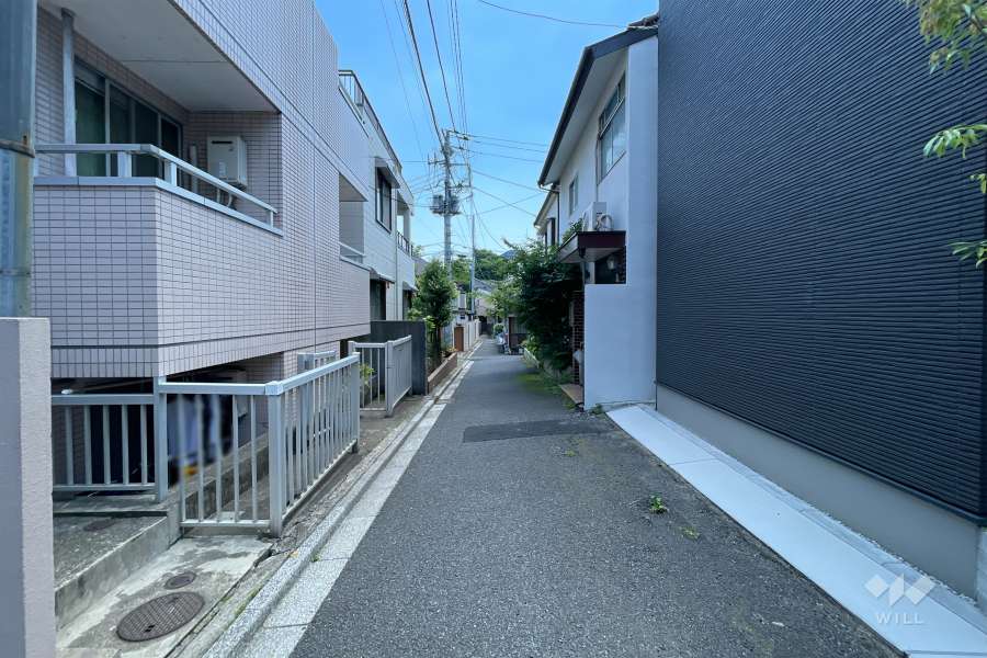 敷地南西側の前面道路　