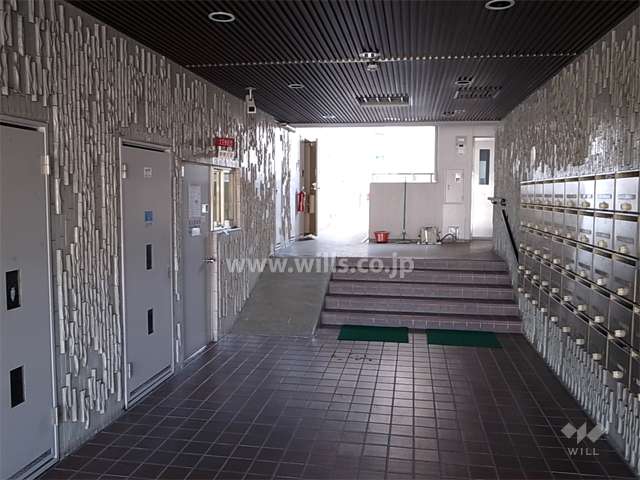 エントランスホール