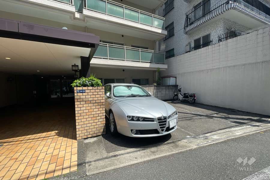 敷地内駐車場（屋外平面式）