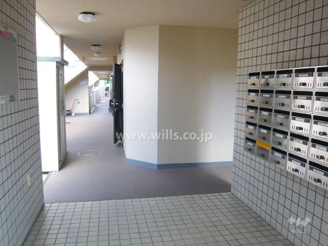 エントランスホール（共用ポスト）