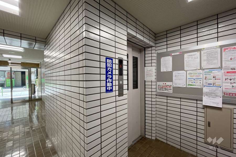 エントランスホール