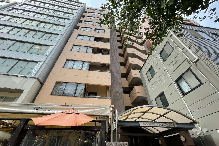 高輪サンハイツの外観（東側から）