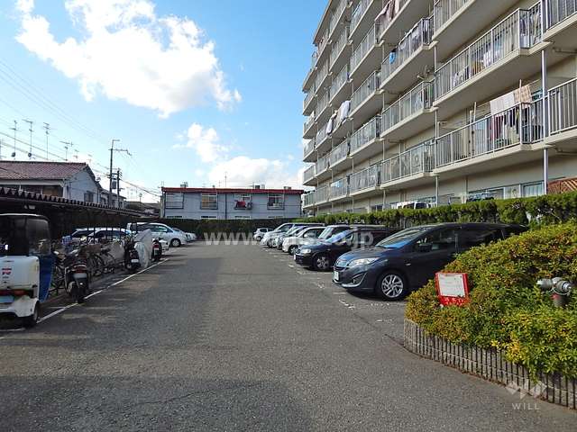 敷地内駐車場（屋外平面式）