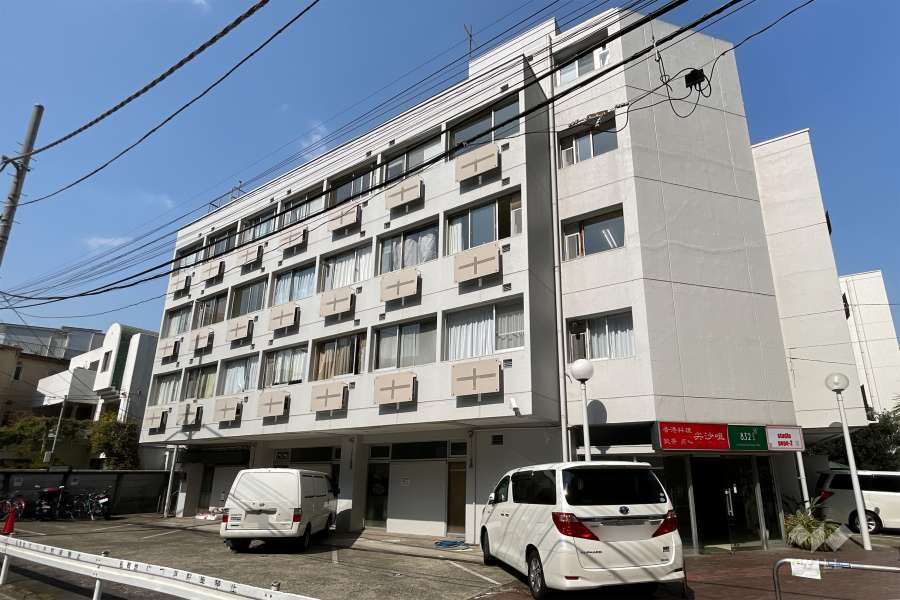 六本木ビジネスアパートメンツの外観（南東側から）