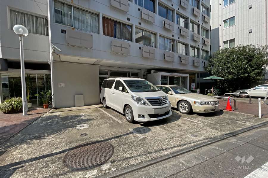 敷地内駐車場（屋外平面式）