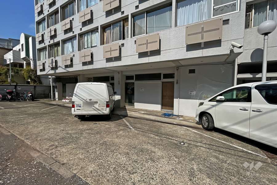 敷地内駐車場（屋外平面式）