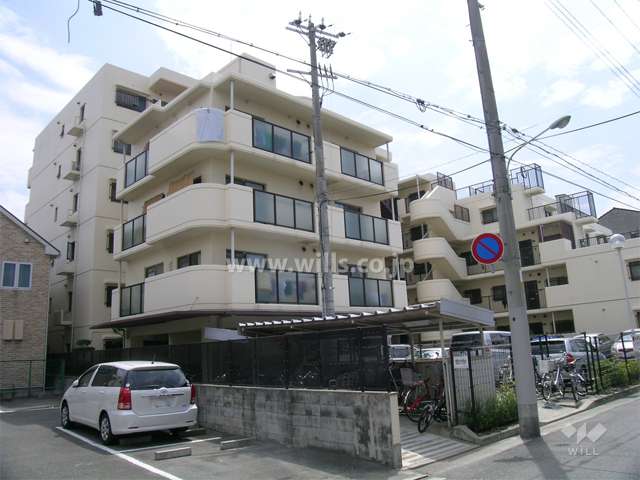 セントポリア出屋敷の外観（北東側から）