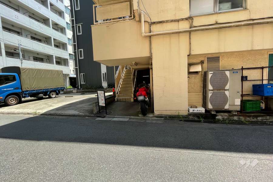 エントランスア