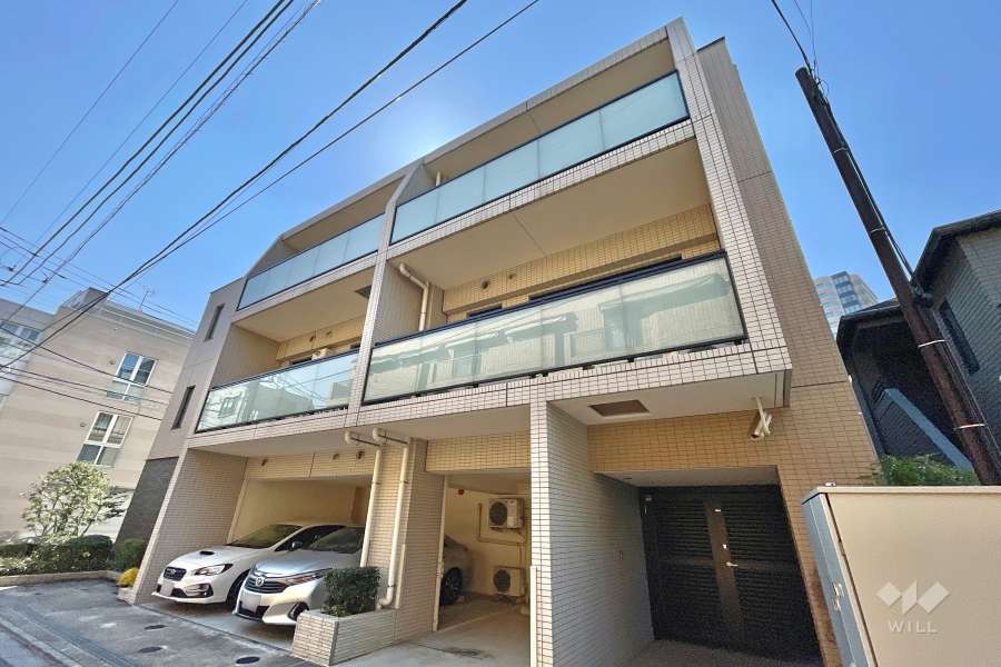 サンウッド三田綱町の外観（北西側から）