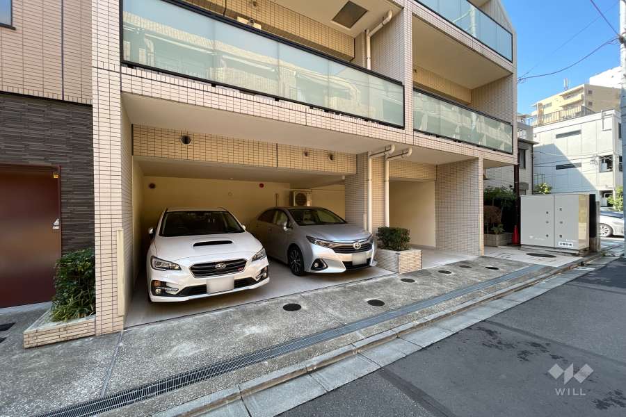 敷地内駐車場（屋内平面式）