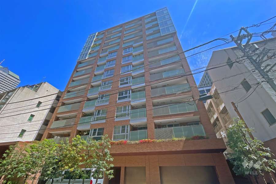 プラウド赤坂の外観（南側から）