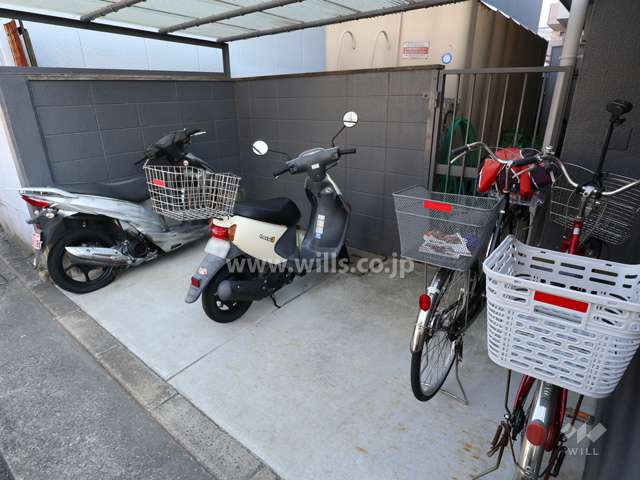 バイク置場