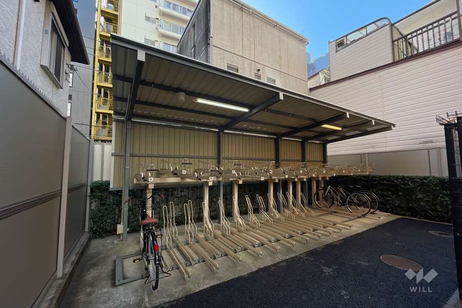駐輪場（屋根付き）