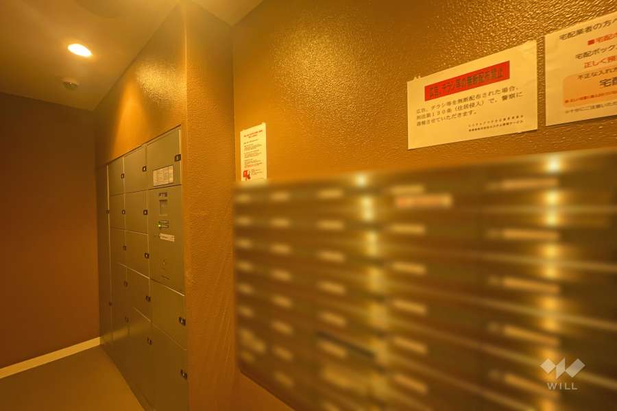 共用ポストと宅配ボックス