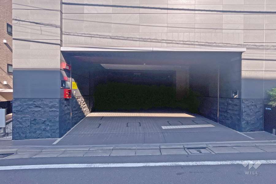 駐車場の出入り口