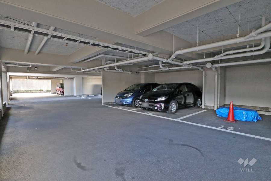 敷地内駐車場（屋内平面式）