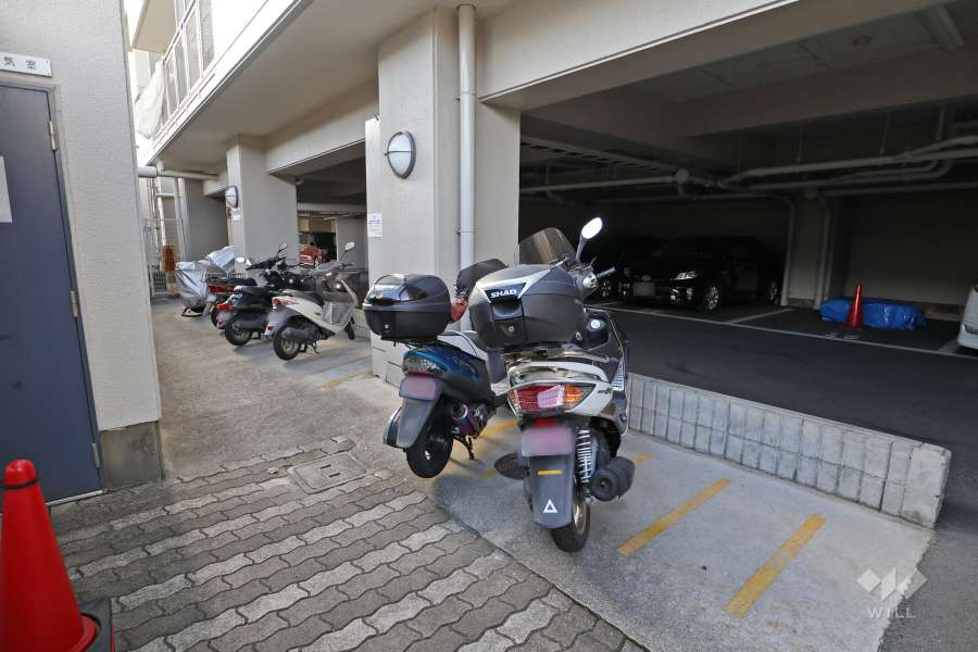 バイク置場