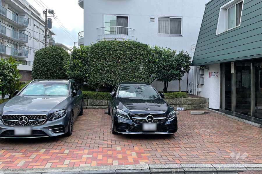 敷地内駐車場（屋外平面式）　