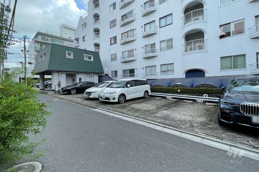 敷地内駐車場（屋外平面式）