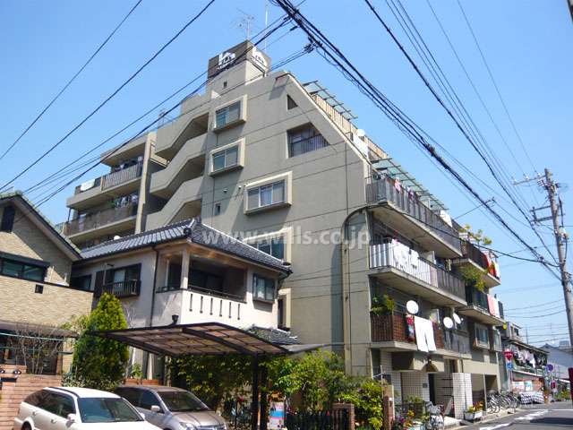 イスズハイツベル武庫川東2の外観（南西側から）