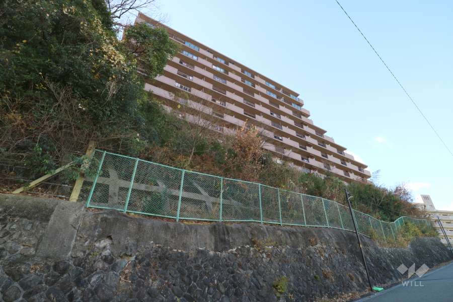 ダイアパレス宝塚月見山の外観（北東側から）