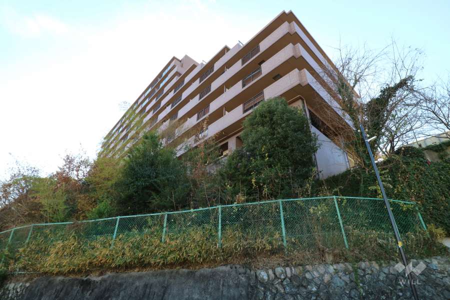 ダイアパレス宝塚月見山の外観（北側から）