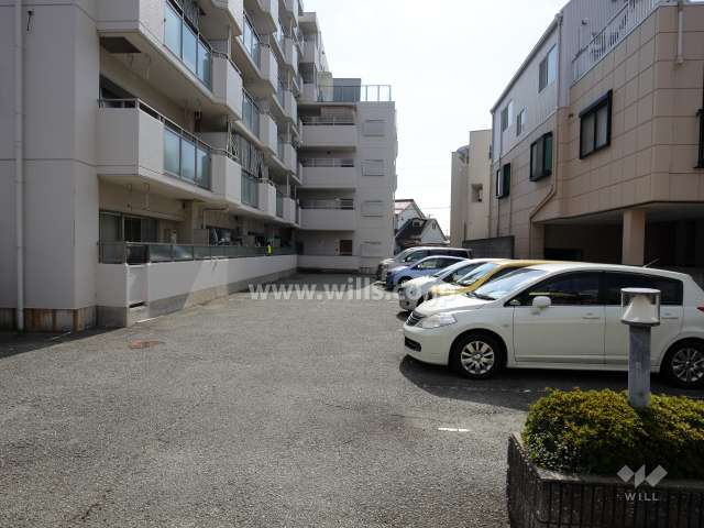 敷地内駐車場（屋外平面式）