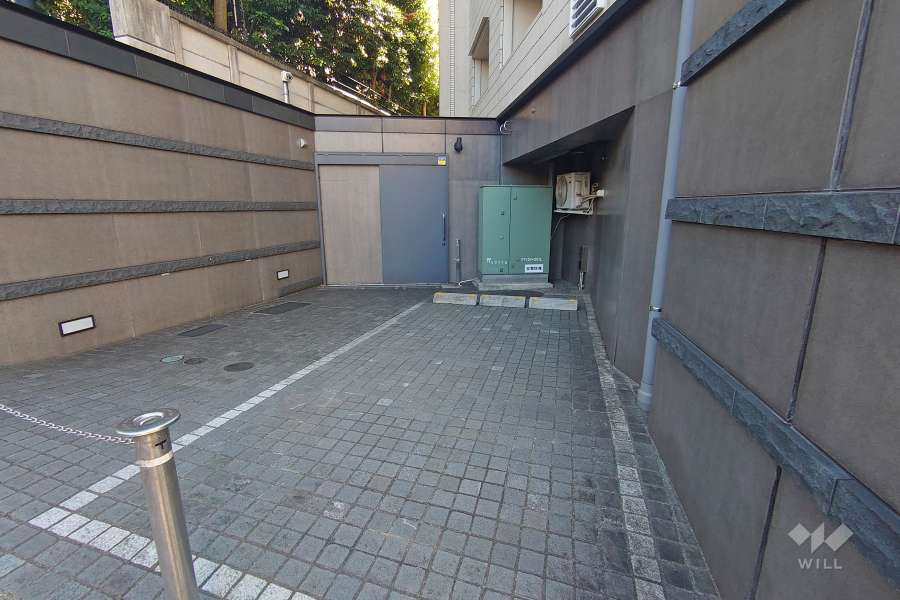 敷地内駐車場（屋外平面式）