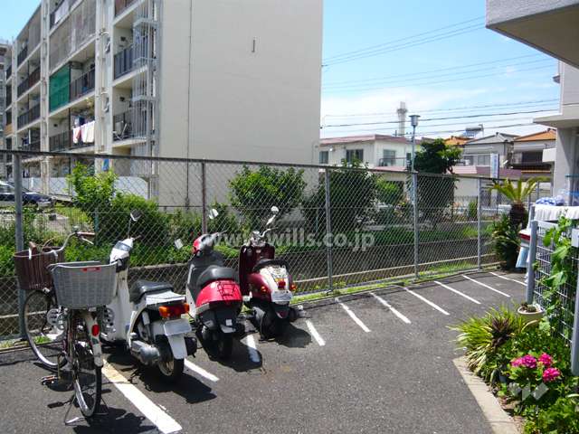 バイク置場