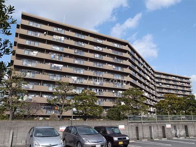 尼崎久々知ハウスの外観（南西側から）