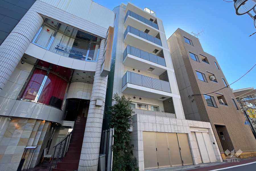 ディアナガーデン西麻布の外観（北西側から）