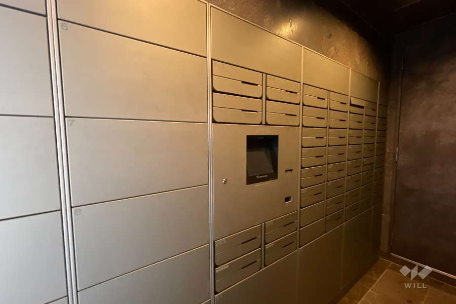 宅配ボックスと集合ポスト