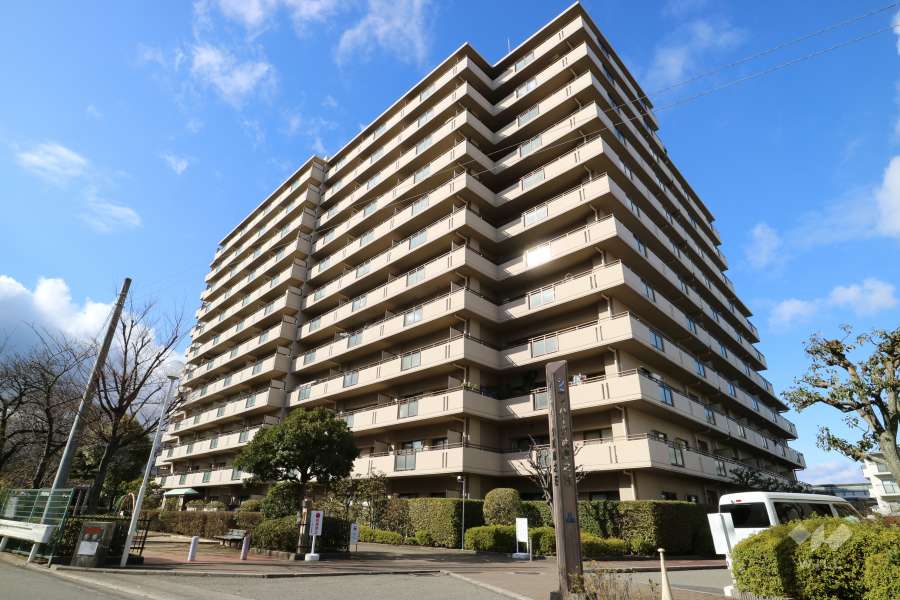 シティパーク武庫之荘の外観（南東側から）