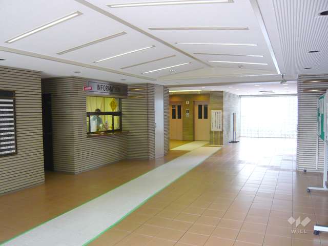 エントランスホール