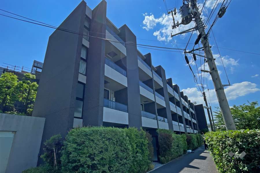 ラグディア高輪の外観（北西側から）