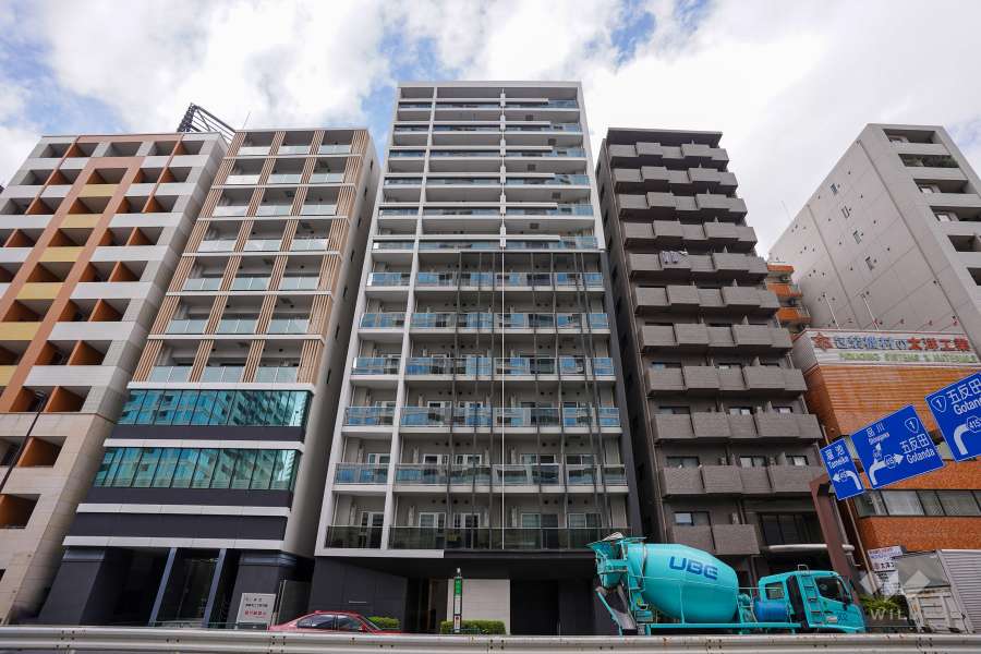 ピアース南麻布の外観(南側から)