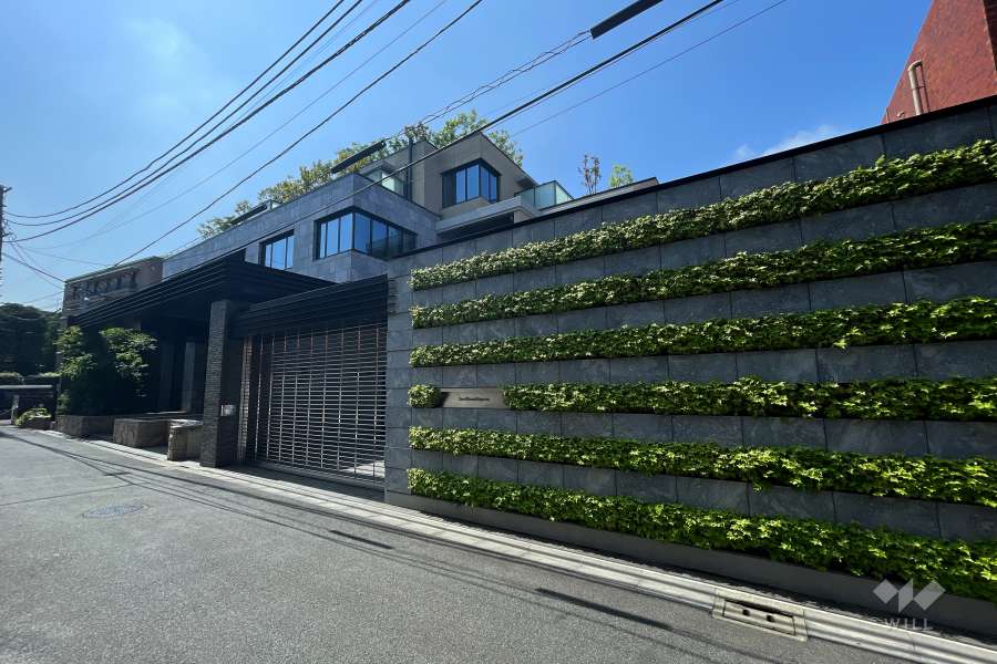 ジオ南青山の外観（北西側から）