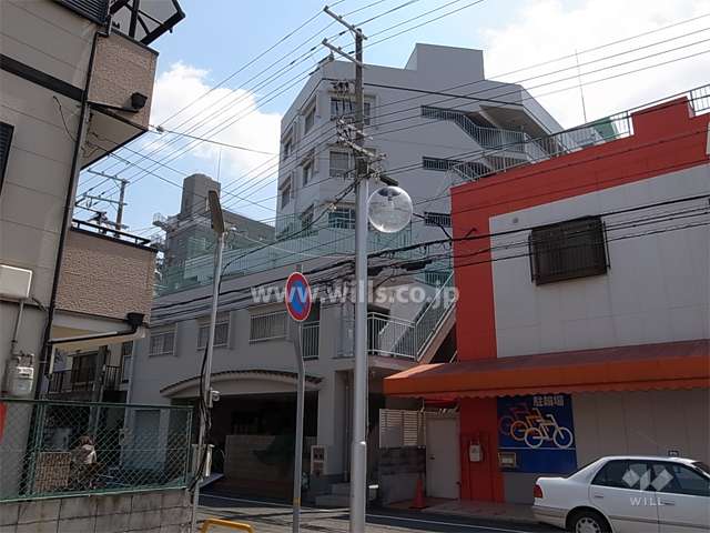 東難波ハイツの外観（北西側から）
