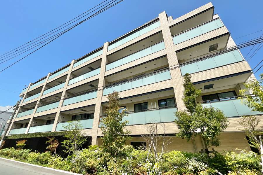 ブリリア高輪レフィールの外観（南東側から）